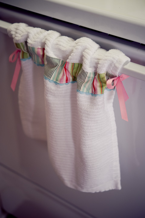fancy pants kitchen towels » Needles and a Pen